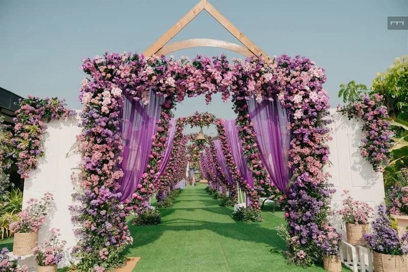 Grand entrance